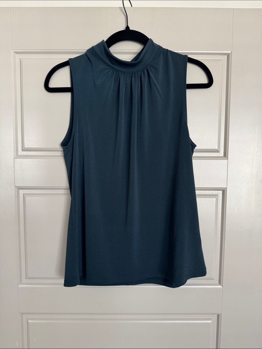 NWOT H&M Sleeveless Mock Neck Top in Teal, S